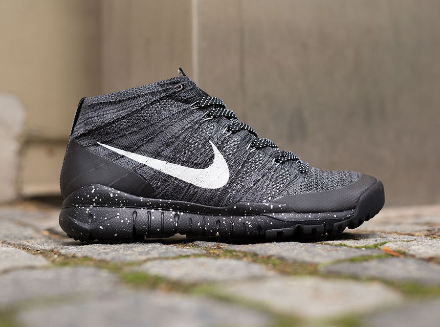 Nike Flyknit Chukka Fsb Charcoal Detailed Look 02