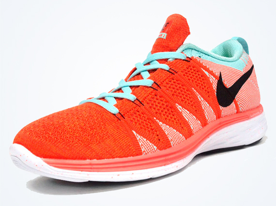 Nike Flyknit Lunar2 Orange White Black 01