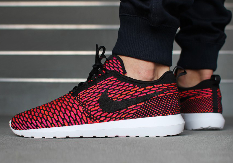 Nike Flyknit Roshe Run - Fireberry - Total Orange