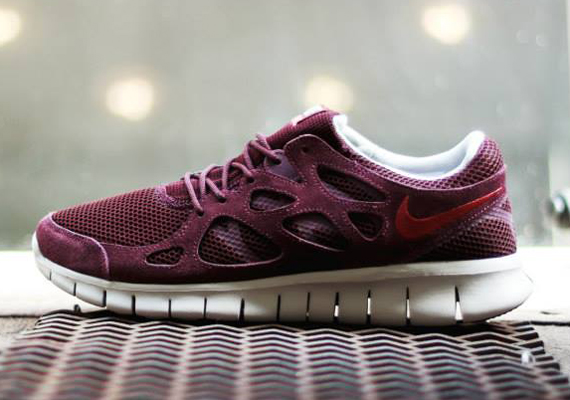 Nike Free Run 2 Deep Burgundy Cedar 02