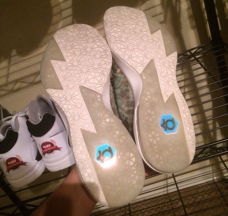 Nike Kd Vi Wanda Pratt 01
