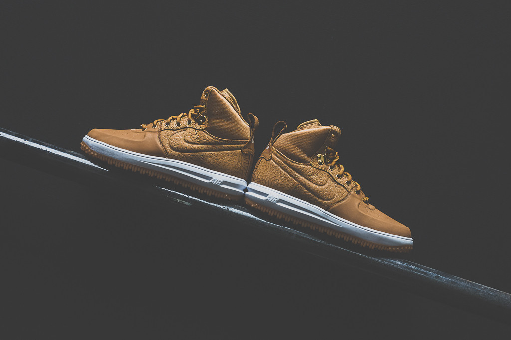 Nike Lunar Force 1 High Sneakerboot Release Date 06