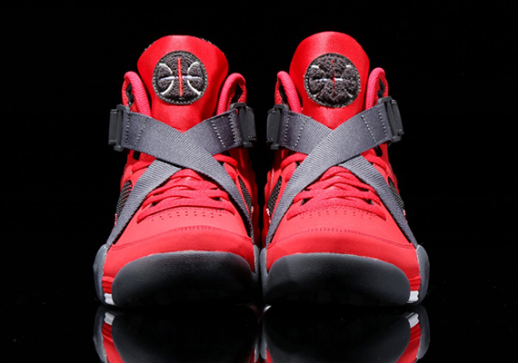 Nike Lunar Raid University Red Black White Wolf Grey 1