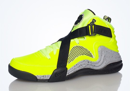 Nike Lunar Raid “Volt” – Available