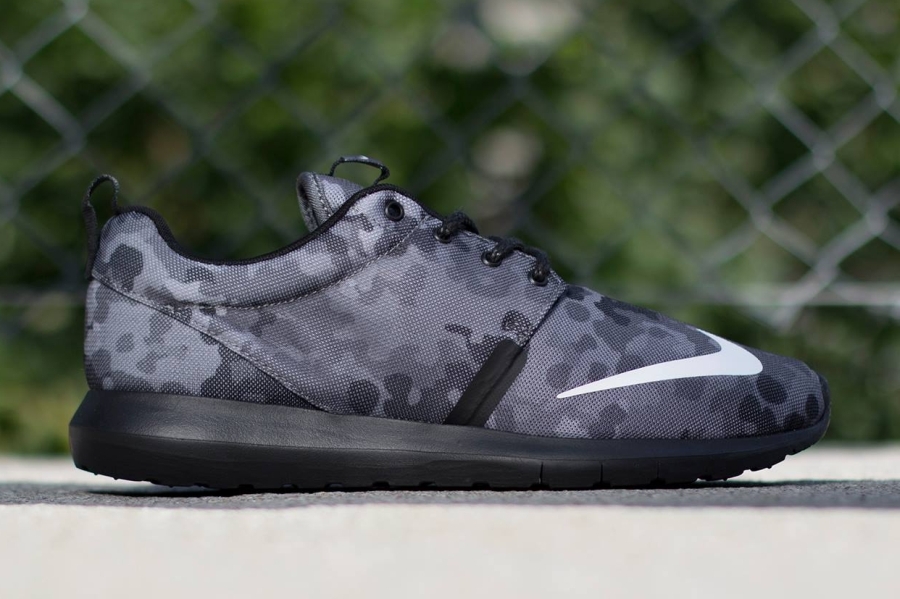 Nike Roshe Run Nm Fb Dark Grey Camo 02