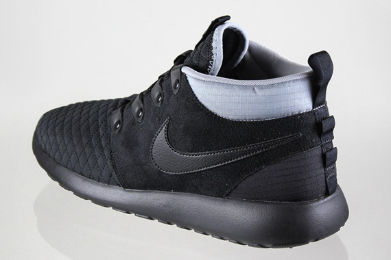 Nike Roshe Run Sneakerboot Black Silver 03