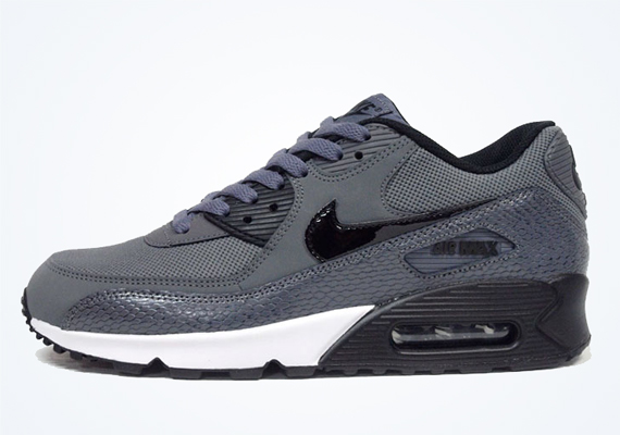 Nike Womens Air Max 90 Grey Snake 01