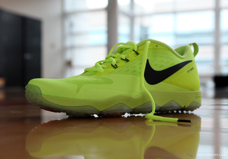 Nike Zoom Hypercross Volt 1