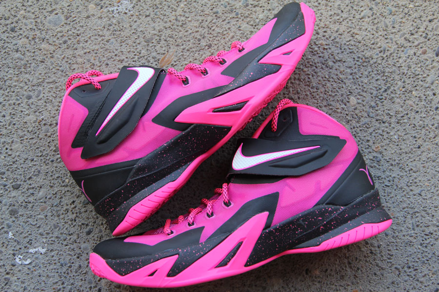 Nike Zoom LeBron Soldier 8 "Think Pink"