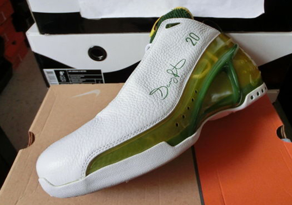 Nike Zoom Ultraflight Gary Payton Pe 01