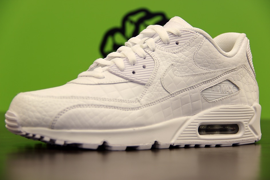 Nikeid Air Max 90 Croc Snake Options 03