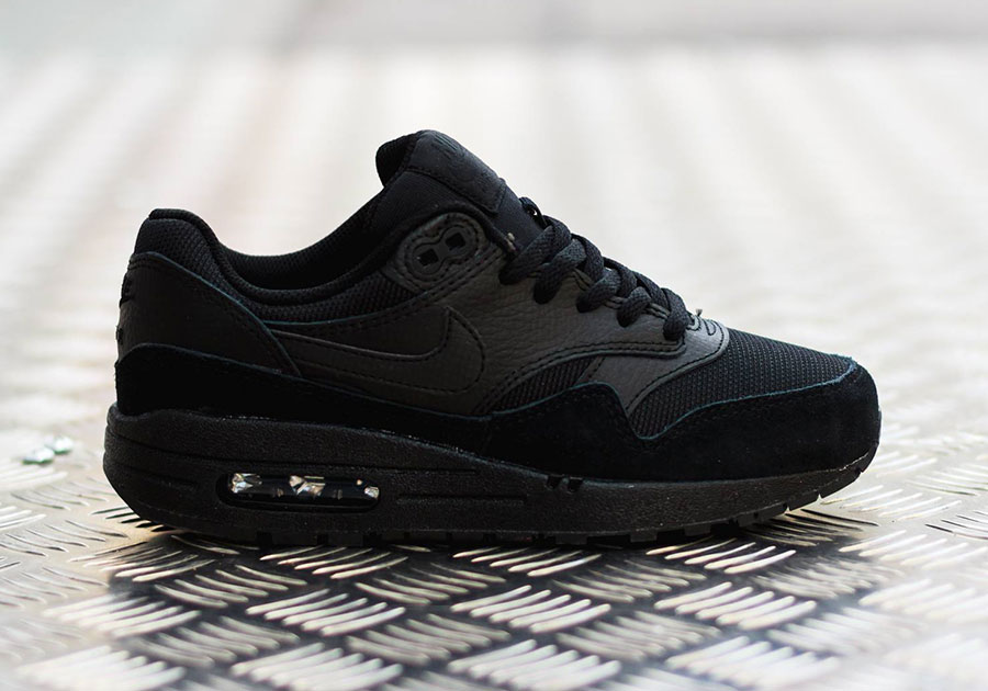 Triple Black Air Max 1 Gs 4