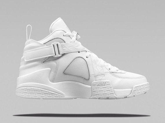 White Pigalle Nike Air Raid 01