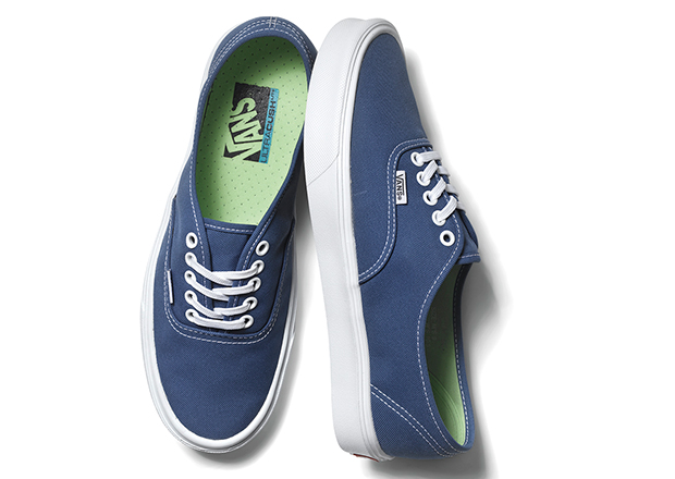 Lxvi Classics Lite Authentic Navy Angled