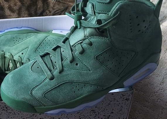 Air Jordan 6 "Green Suede"