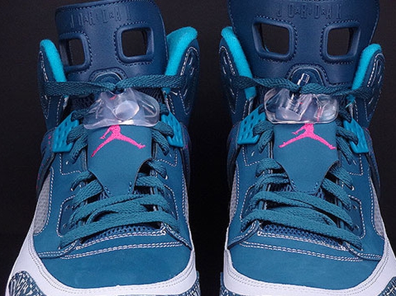 Jordan Spizike Space Blue 02