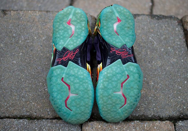 Lebron 11 Everglades Teal Sample 3