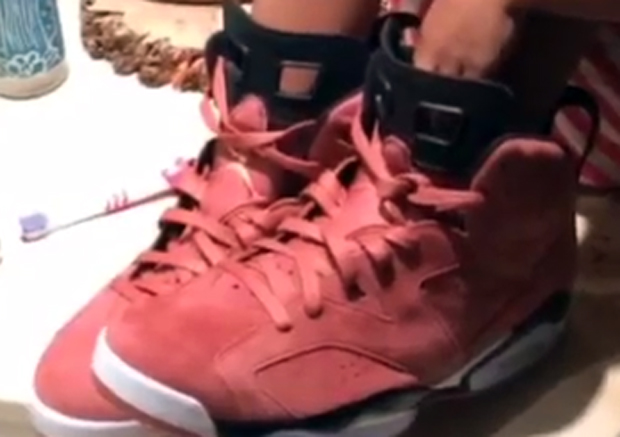 Another Look at Macklemore’s Air Jordan 6 “Red Suede” PE