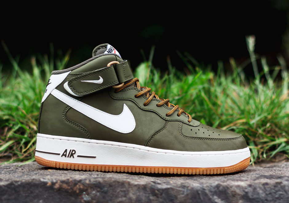 Nike Air Force 1 Mid - Medium Olive - Sail - Light Brown