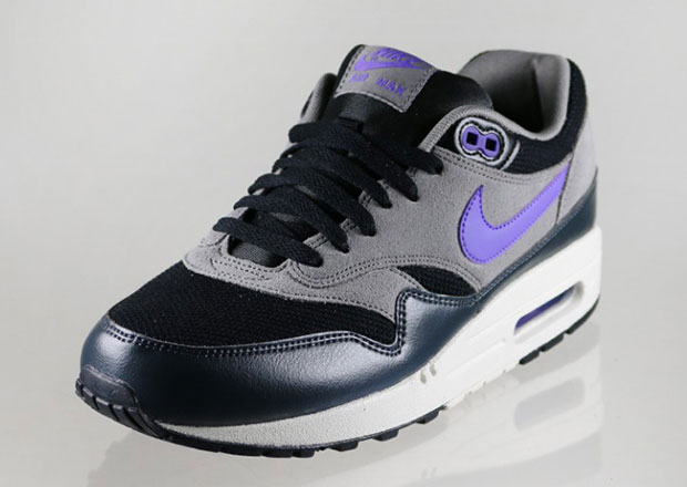 Nike Air Max 1 Black Grey Hyper Grape 1