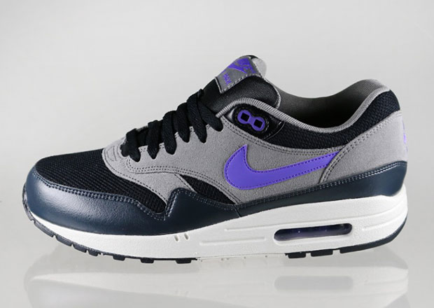 Nike Air Max 1 Black Grey Hyper Grape 2