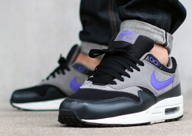 Nike Air Max 1 - Black - Hyper Grape - Light Ash Grey