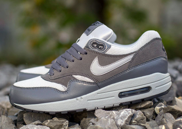 Nike Air Max 1 Essential - Wolf Grey - Dark Grey