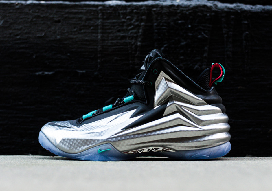 Nike Chuck Posite "Metallic Silver" - Arriving at Retailers