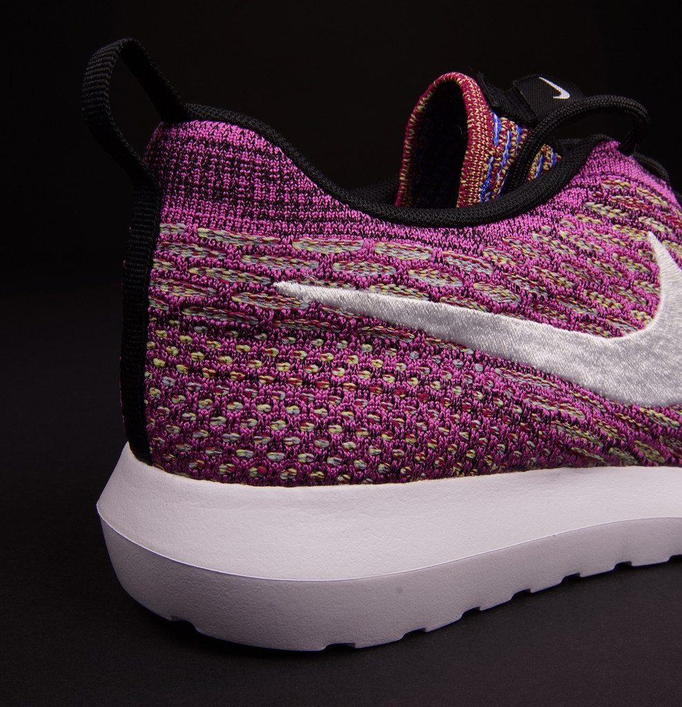 Nike Flyknit Roshe Run Random Yarn Color Release Reminder 06