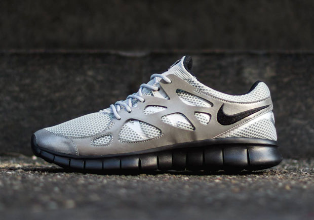 Nike Free Run 2 Metallic Silver Black 02