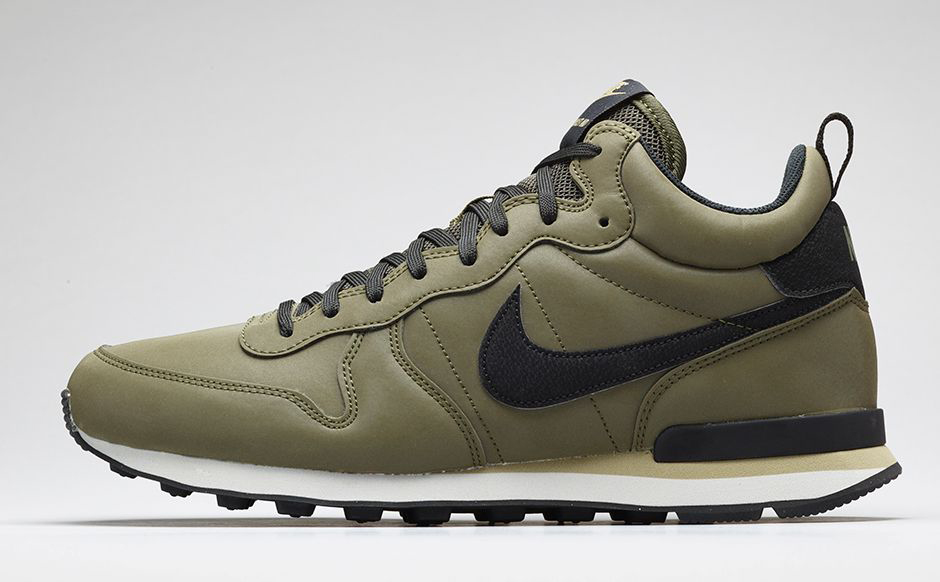 Nike Internationalist Mid Reflective 5