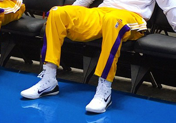 Kobe Bryant in Nike Kobe 9 Elite "Home" PE