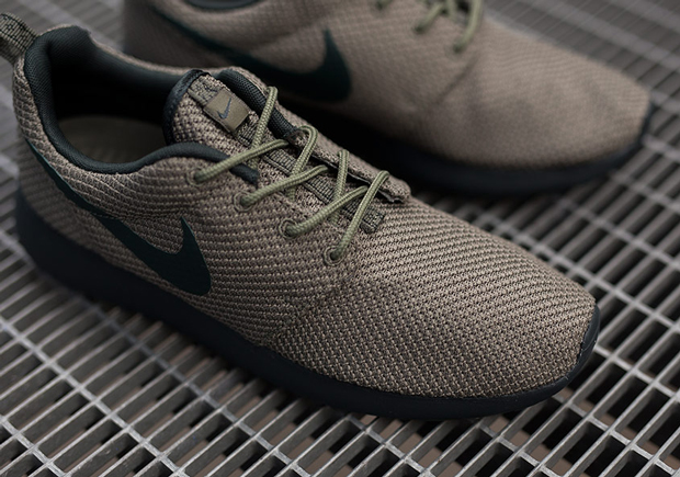 Nike Roshe Run Iron Green 04