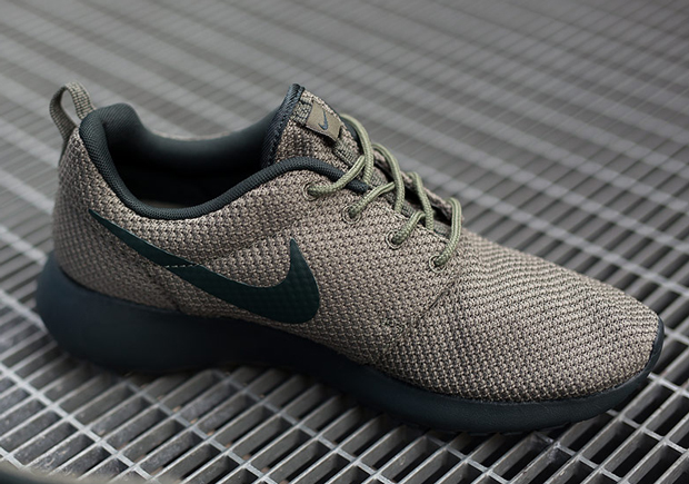 Nike Roshe Run Iron Green 05