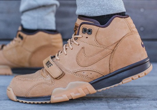 Nike Sportswear “Flax” Collection – Release Reminder