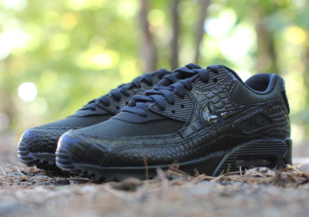 Nike Wmns Air Max 90 Prm Black Croc Available 02