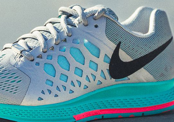 Nike WMNS Air Pegasus 31 "We Run SF"