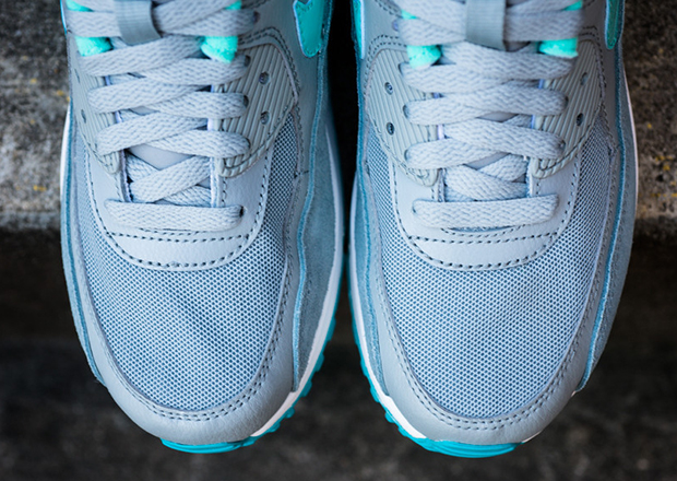 Nike Womens Air Max 90 Silver Hyper Turquoise 13