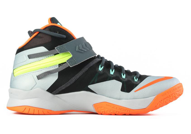 Nike Zoom Lebron Soldier 8 Dark Magnet Grey Hyper Crimson 03