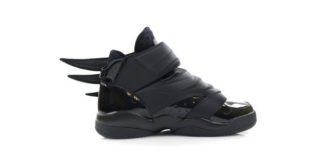 Wings Jeremy Scott Black New 2