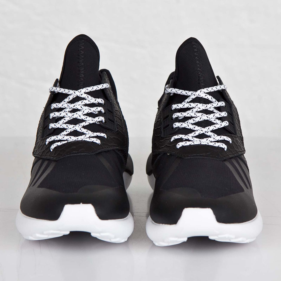 Adidas Consortium Tubular 11