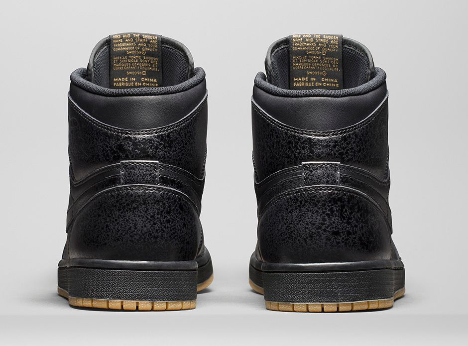 Air Jordan 1 Black Gum December 6 5