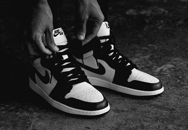 Air Jordan 1 Retro High Og Black White Release Reminder 01