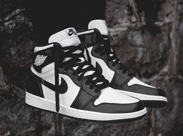 Air Jordan 1 Retro High Og Black White Release Reminder 02