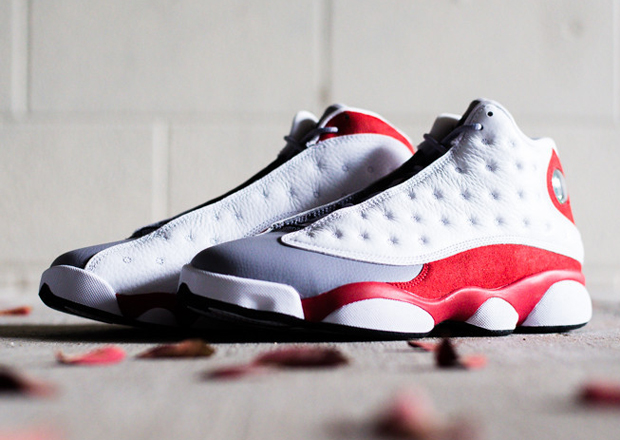 Air Jordan 13 “Grey Toe” – Release Reminder