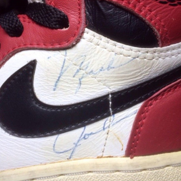 Autographed Og Air Jordan 1 For 100k 02