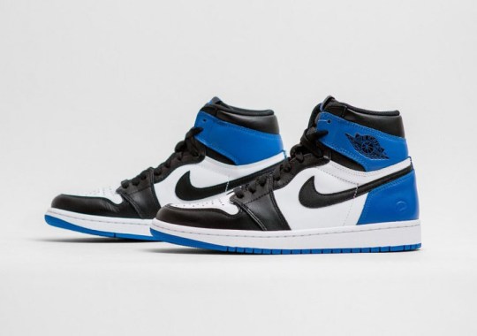 A Detailed Look at the fragment design x Air Jordan 1 Retro High OG