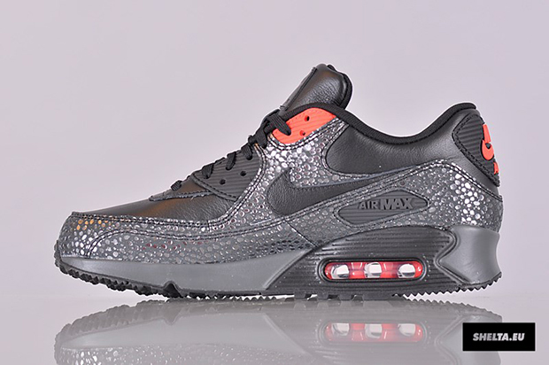 Infrared Safari Air Max 90 Deluxe 1