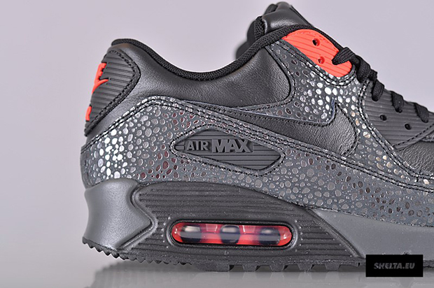 Infrared Safari Air Max 90 Deluxe 2