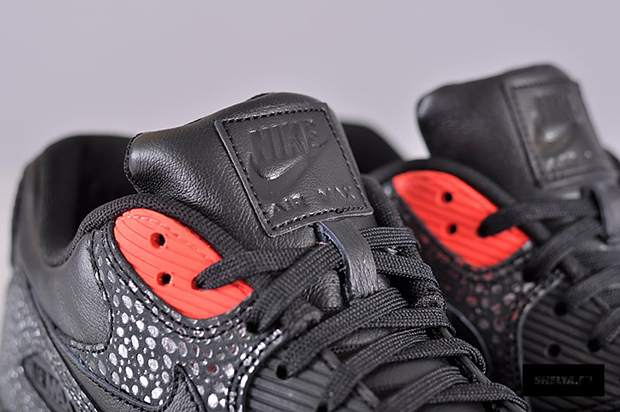 Infrared Safari Air Max 90 Deluxe 4